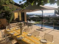 In les Issambres: Villa for 12 People, with a Pool, a Bocce Court, and a Beautiful Ocean View -  Ferienhäuser