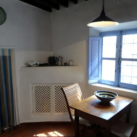 Peacefully located romantic apartment Sierraymar