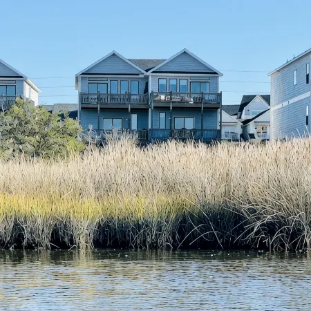 Elegant Beach rental for casual enjoyment.
