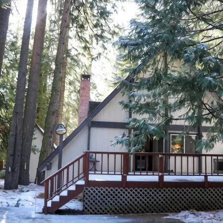 Secluded Cabin at Shaver Lake – Quiet, Private & Family Friendly