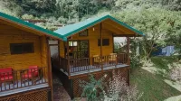 Cabinas El Quetzal - breakfast
