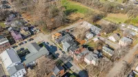 Beautiful and spacious 3BR historic home centrally located in downtown, Madison.