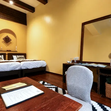 Wassa Wassa Hotel