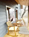 Quiet and secluded modern farmhouse 15 miles from the Buffalo River. - Wifi
