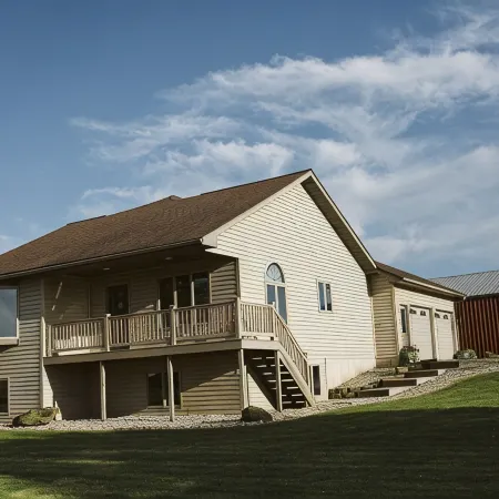 The Broken Windmilll Inn Ontario Farm Retreat