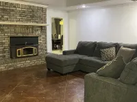 "Charming Escape: King & Queen Beds in a Quiet Neighborhood! Hotels in Titus County