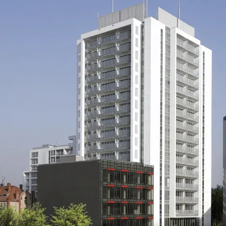 Poznań Apartments Towarowa Отели рядом с достопримечательностью «Polish Theatre»