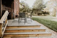Family Retreat at Lansdowne Manor - Homestays