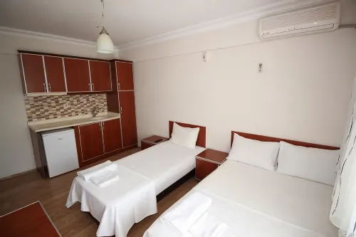 Avsa Marina Otel Yarim Pansiyon - Bãi đậu xe