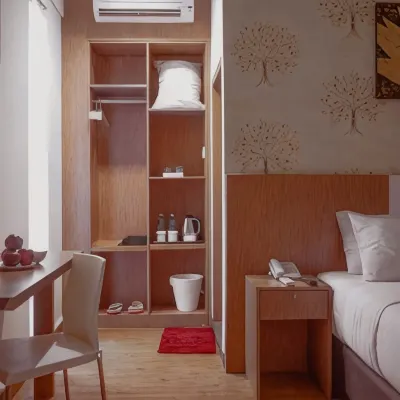 Deivan Hotel Отели рядом с достопримечательностью «Пляж Carocok»