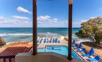 Dedalos Beach Hotel - Strand