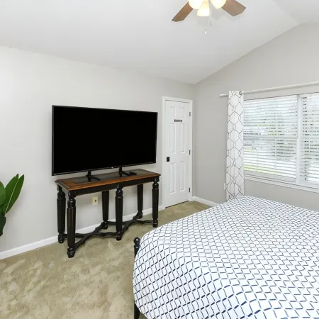 Beautiful Villa in Myrtle Beach within 4 min walk to the beach