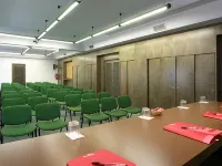 拉託雷塔酒店 鄰近米蘭洛佩羅展場（Fair Milan Rho-Pero）的酒店
