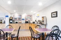 Days Inn by Wyndham Hornell NY - breakfast