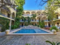 Hotel Fundadores - Pools