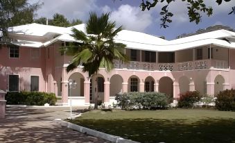 Southern Palms Beach Club