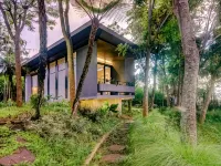 Mahesa 5 W/ Pool, Garden & Mini Zoo Hotels in Bumiaji