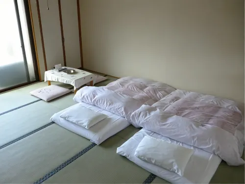 Sudomari Hotel Roman Tsutsuji - بيوت ضيافة