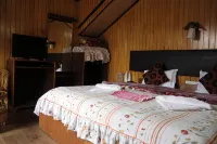 Mandarin Resort - Kaluk - Homestays