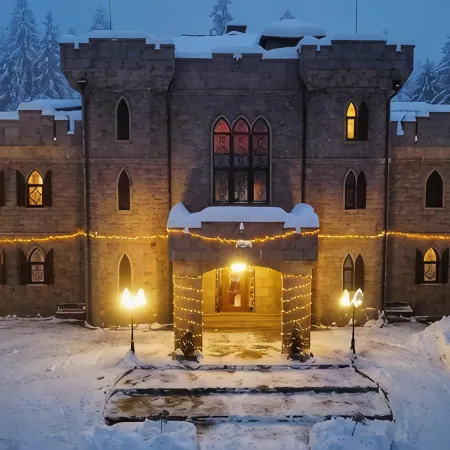 The Castle | your unique way of retreat