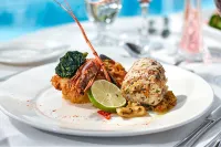 Bay Gardens Hotel - breakfast