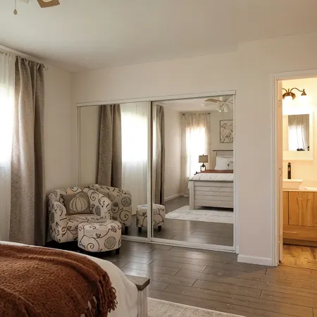Spacious 4BR Home near ONT Airport