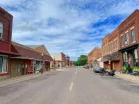 Cozy Cabin in the Heart of Downtown Wabasha