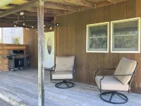 Peaceful & Serene 120 Acre Mountain Farm Retreat - 2 tähden