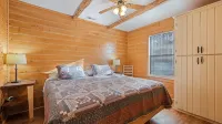 Beautiful Mountain Views with Covered Porch & Outdoor Fire Ring! - Mountain view