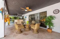 Cozy home with big pool and BBQ in Wellington! - 3-Star