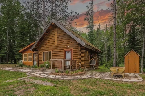 Adorable Northwoods cabin - Feriehus