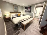 Large 3 Bedroom/2.5 Bath Home w/Lake Views, Decks Galore and Firepit! - balcony