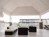 Escape to Paradise in Avalon – Beautiful Condo Just Steps from the Beach - WiFi