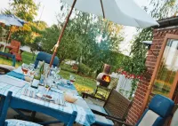The Paddock at Peacock Farm Near Belvoir Castle - Bed and Breakfasts