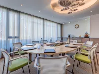 Continental Hotel Lausanne Hotels near Bossons-Blecherette