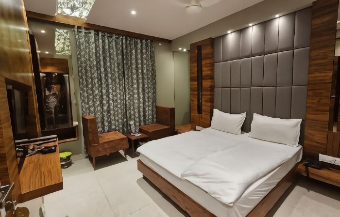 Hotel Pushpa Inn