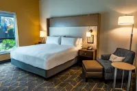 Holiday Inn & Suites OAKLAND - AIRPORT by IHG - 3-Star