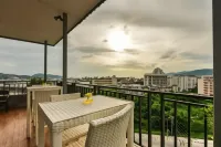 Zephyr Grand Hotel - Mountain view