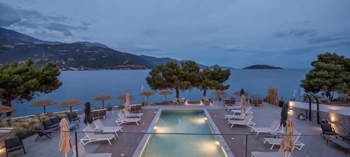 Trizonia Bay Hotel Отели в г. Фокида