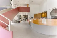 Rockhampton Riverside Central Hotel Official