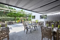 Logis Hotel Restaurant & Spa Au Comte d'Ornon