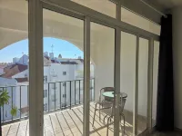 Espaçoso Apartamento Central 6 Minutos a pé da Praia - 2-Star