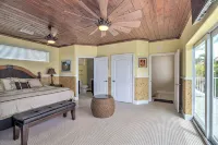 Paradise Bay - 4 Bedrooms (with 2 Master Suites 4 Bathrooms - sleeps 10 - Boutique