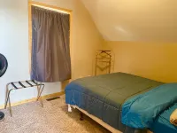 Charming 4-bedroom Saint Mary's Lake house in Battle Creek - 3 étoiles