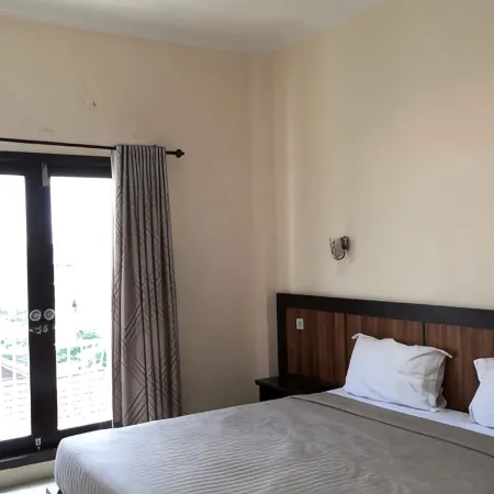 Senjoyo Agung Guest House