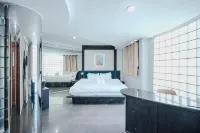 CASA Sukhumvit 39 - Condos