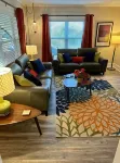 Executive Craftsman with Huge Fenced Yard - Wifi