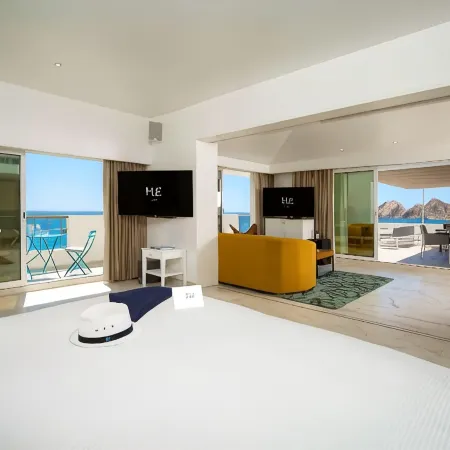 ME Cabo by Meliá – Adults Only