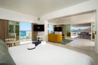 ME Cabo by Meliá – Adults Only - Airport Shuttle