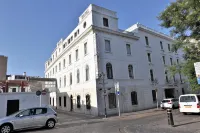 Bristol Hotel - Parking